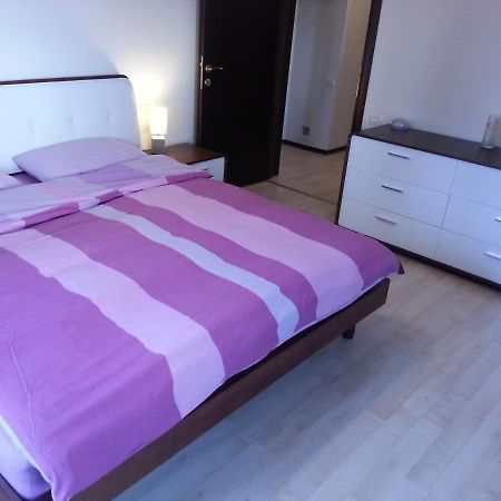 Apartment 3 Rooms Elegant Bucharest Exterior photo