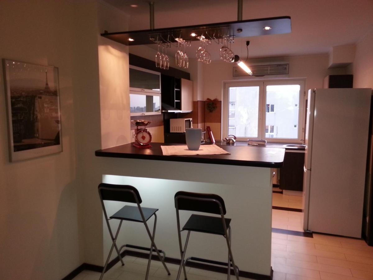 Apartment 3 Rooms Elegant Bucharest Exterior photo