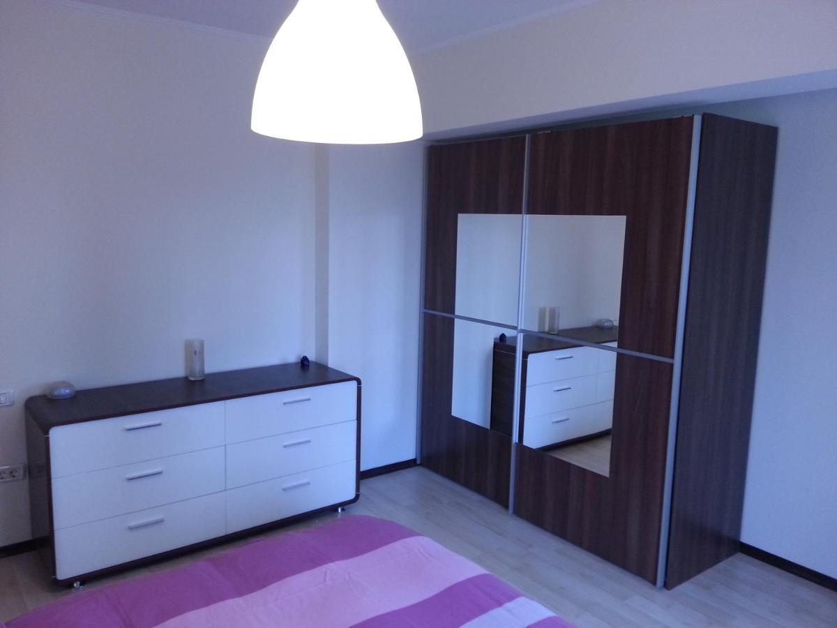 Apartment 3 Rooms Elegant Bucharest Exterior photo